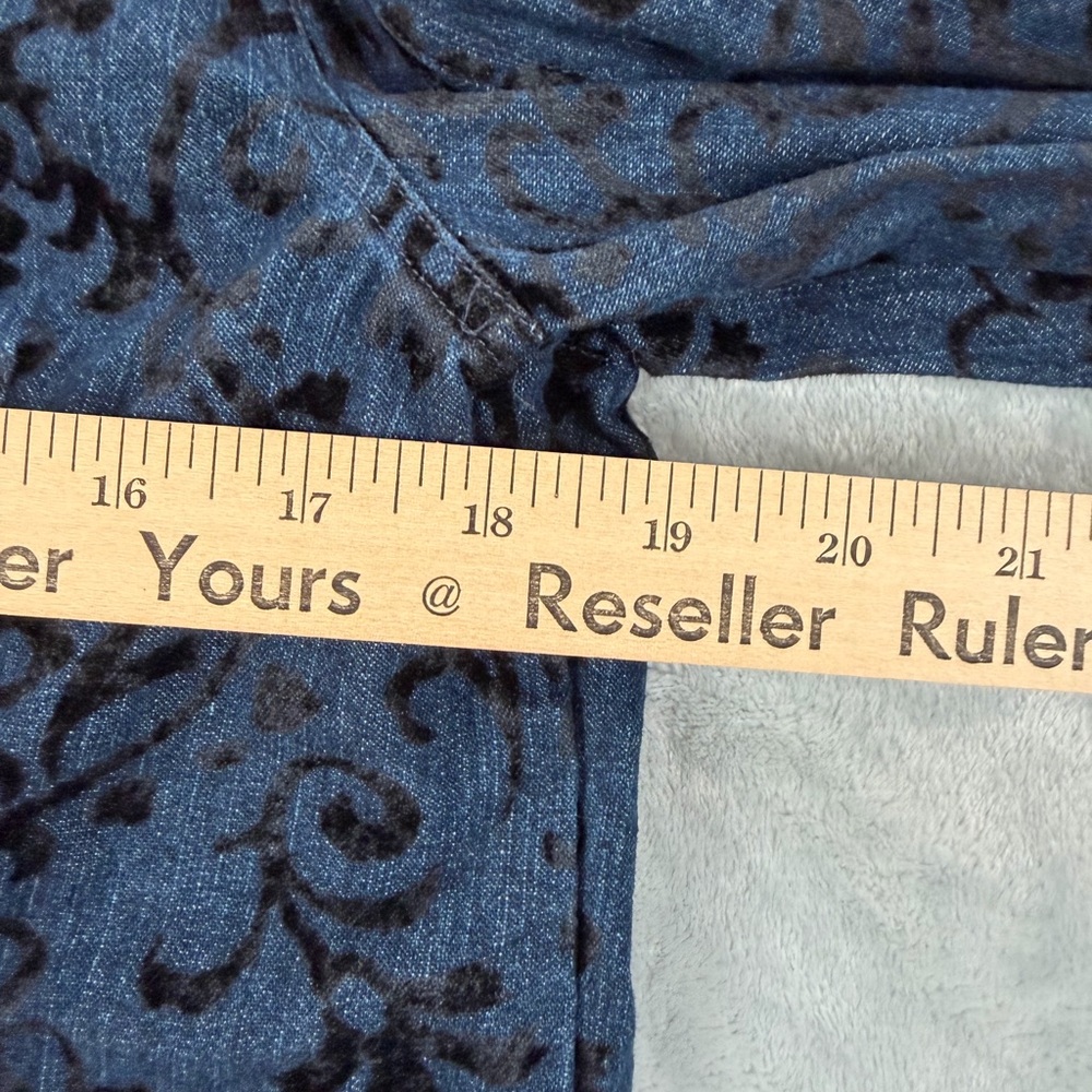 Chico’s Jacket Women's size 1 Blue and Black denim Hook and Eye closing - Picture 8 of 11